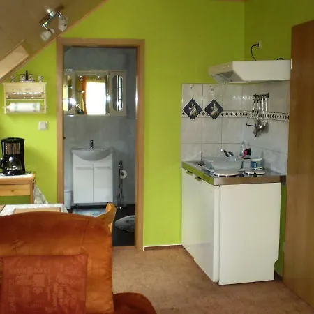 Apartment Ferienwohnung Bewersdorf *